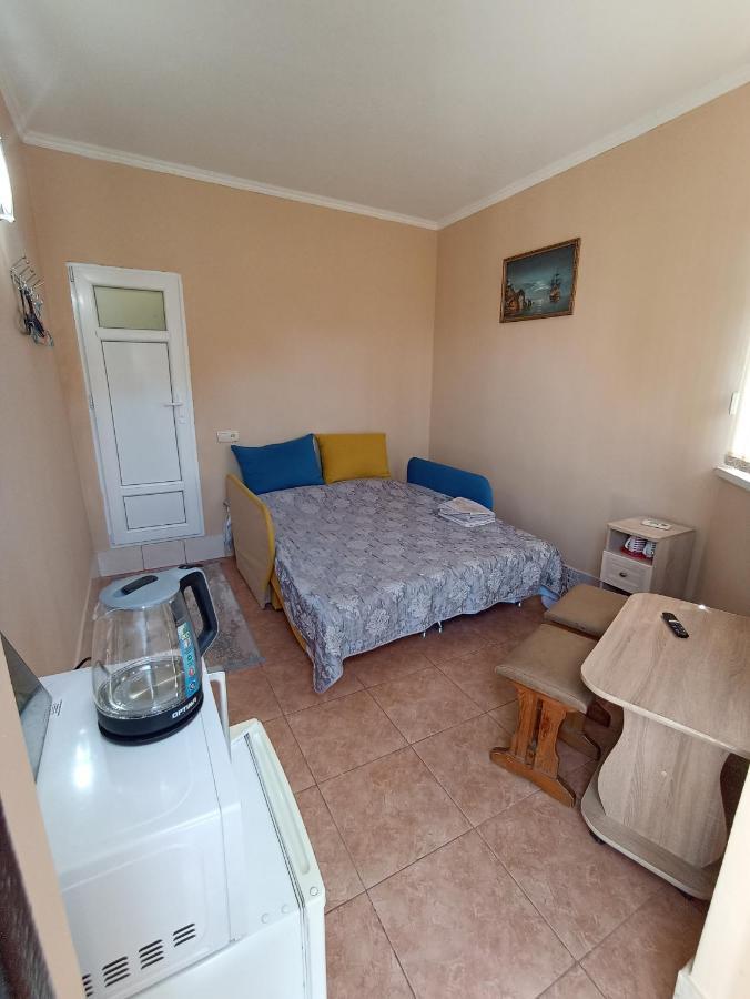 Hotel By The Sea Rozetta Sukhumi Esterno foto
